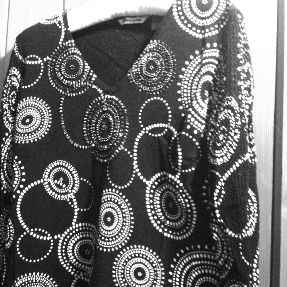 Nygard 3/4 black and white